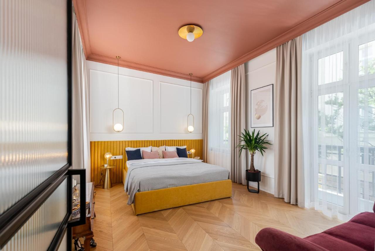 Premium Apartment In Parisian Style In The Heart Of Old Krasków Eksteriør bilde