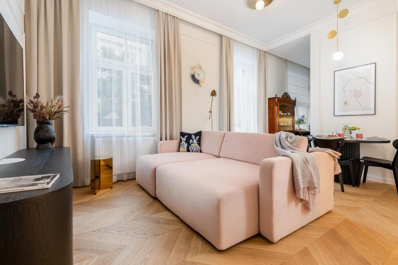Premium Apartment In Parisian Style In The Heart Of Old Krasków Eksteriør bilde
